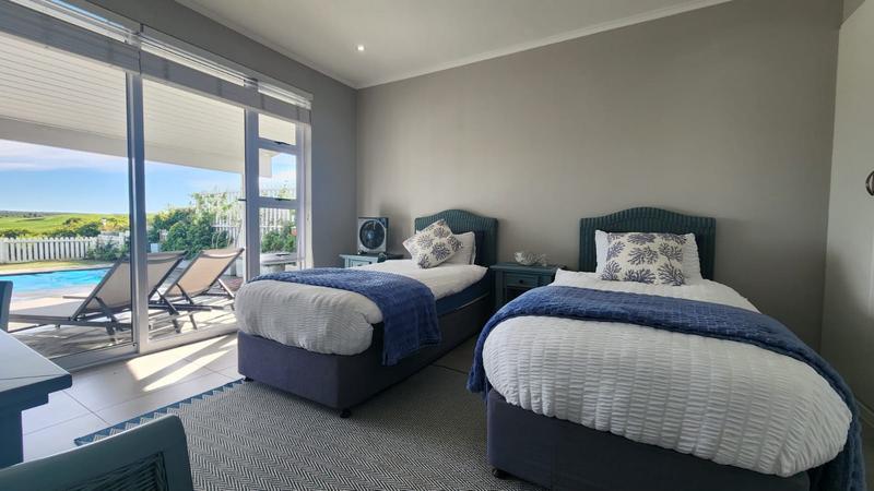 To Let 4 Bedroom Property for Rent in Pinnacle Point Golf Estate Western Cape